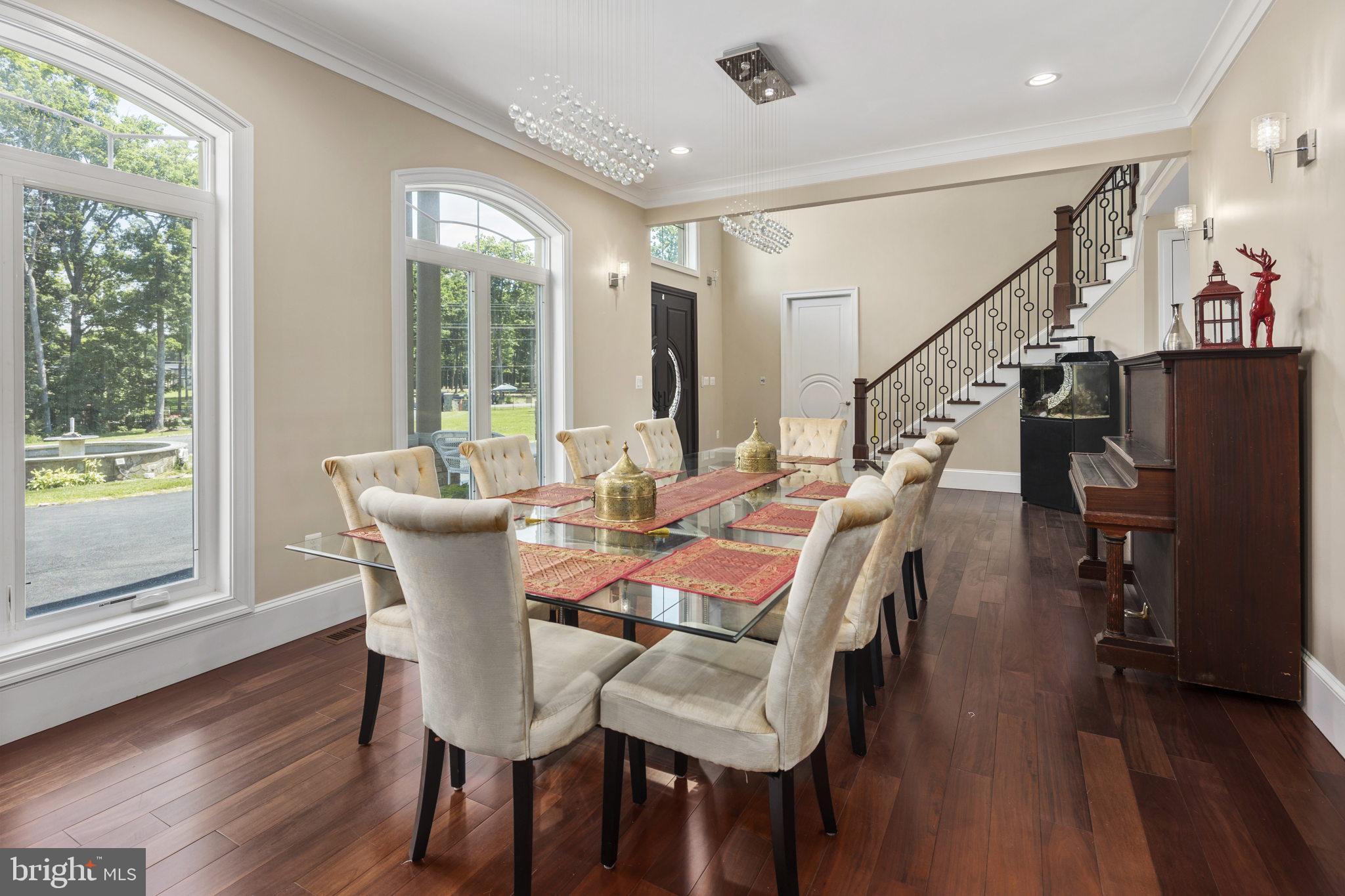 BRADDOCK WOODS - Residential