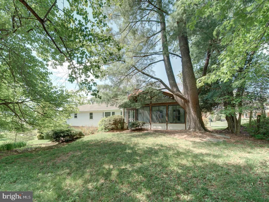 Additional image 4 of 15313 Basswood Court, Rockville, MD 20853