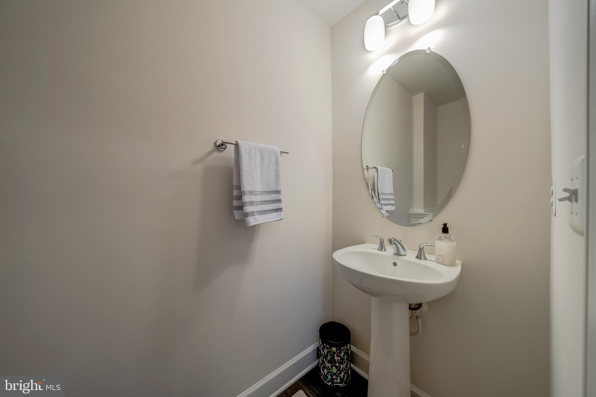 AMBROSE HILLS - Residential