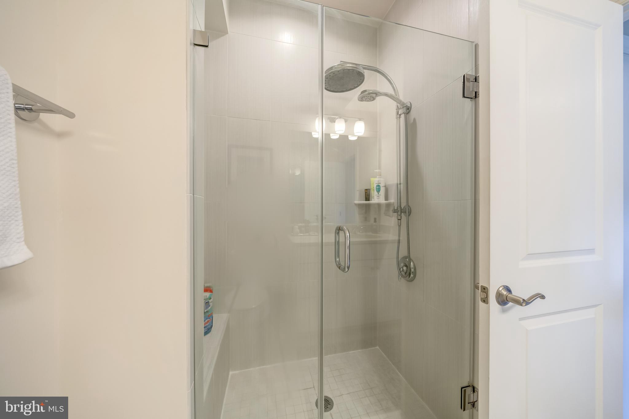 AMBROSE HILLS - Residential