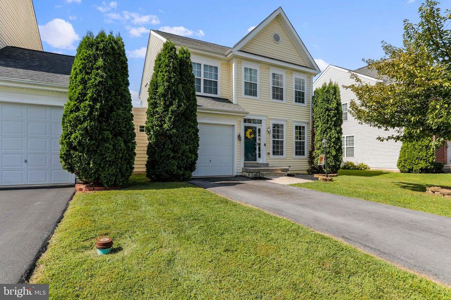 VERBALLY ACCEPTED OFFER AWAITING FINAL SIGNATURES

$15,000 PRICE IMPROVEMENT!   Great open floor plan located in established popular Hammond's Mill which is close to the MD state line, major commuting routes, restaurants, schools, health facilities, and much more. Open first floor welcomes you to an inviting living room with cozy fireplace, dining area, and roomy kitchen. The dining area opens to a large deck and spacious back yard to enjoy outdoor living. Large primary suite upstairs with separate sitting area, walk-in closet and en-suite bathroom with garden tub/separate shower. The L-shaped garage provides plenty of room for parking and storage.