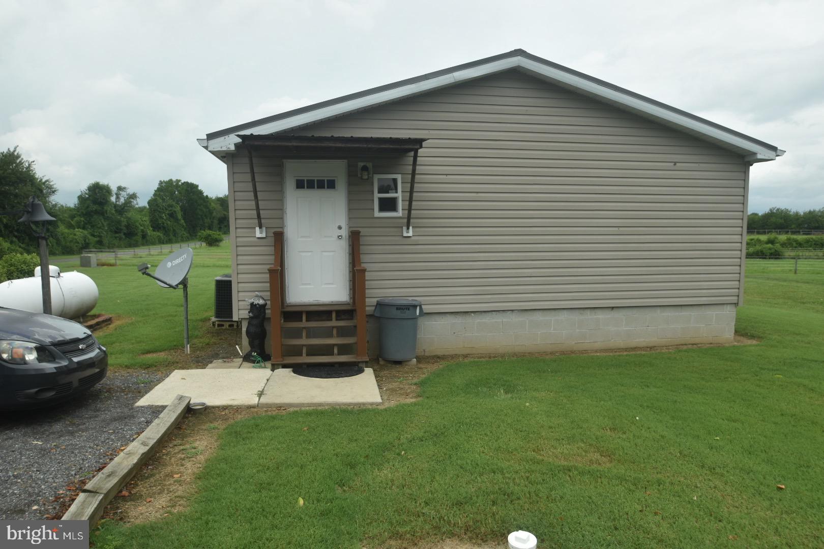 263 SMOKY LANE