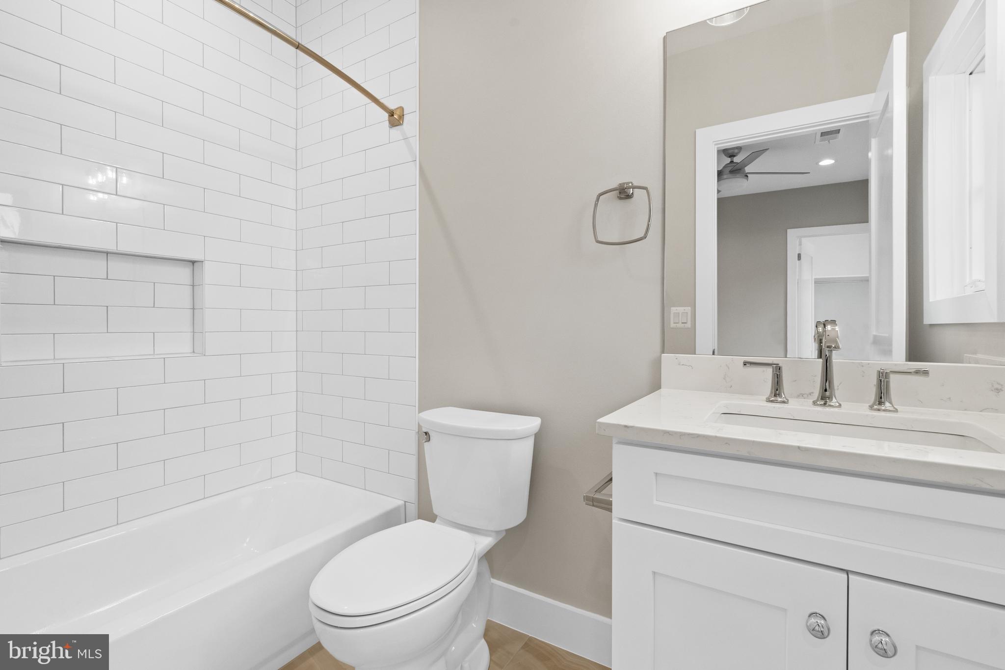 DEL RAY - Residential