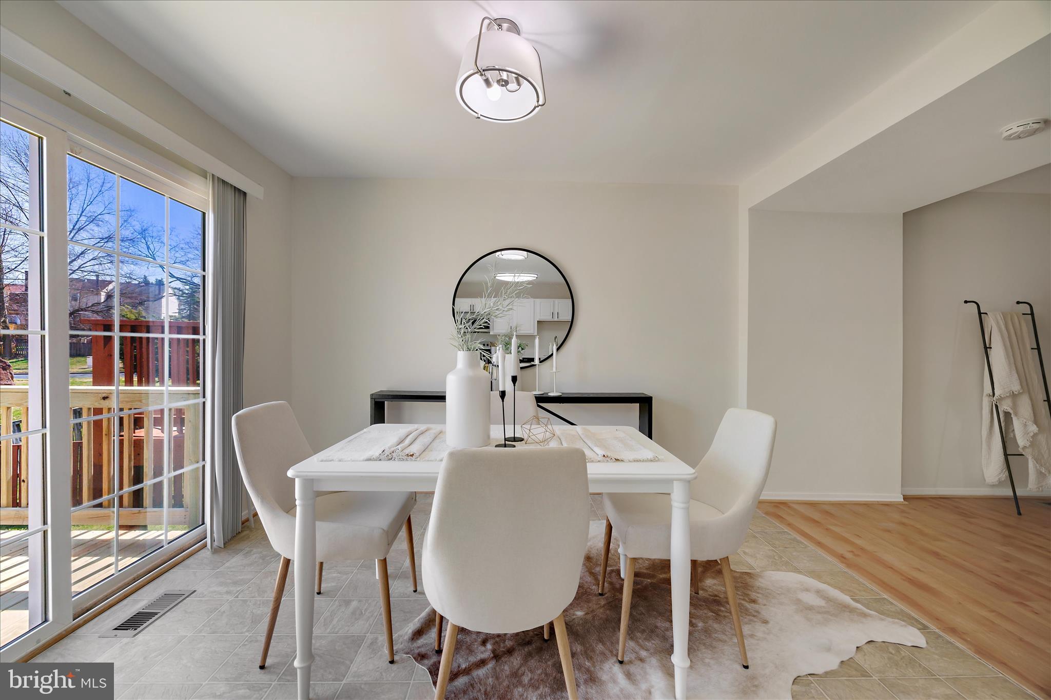 ELIZABETHS LANDING - Residential