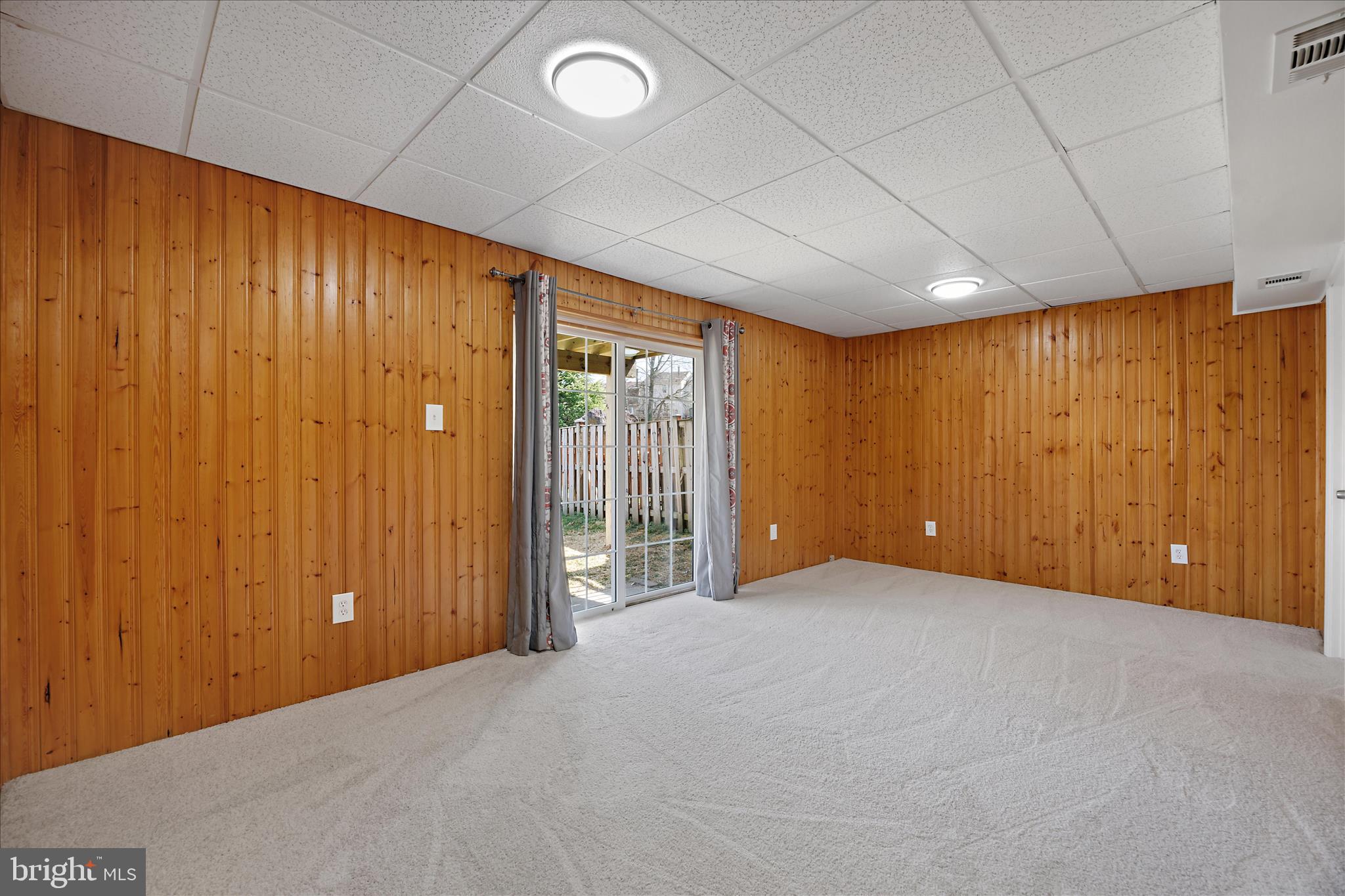 ELIZABETHS LANDING - Residential