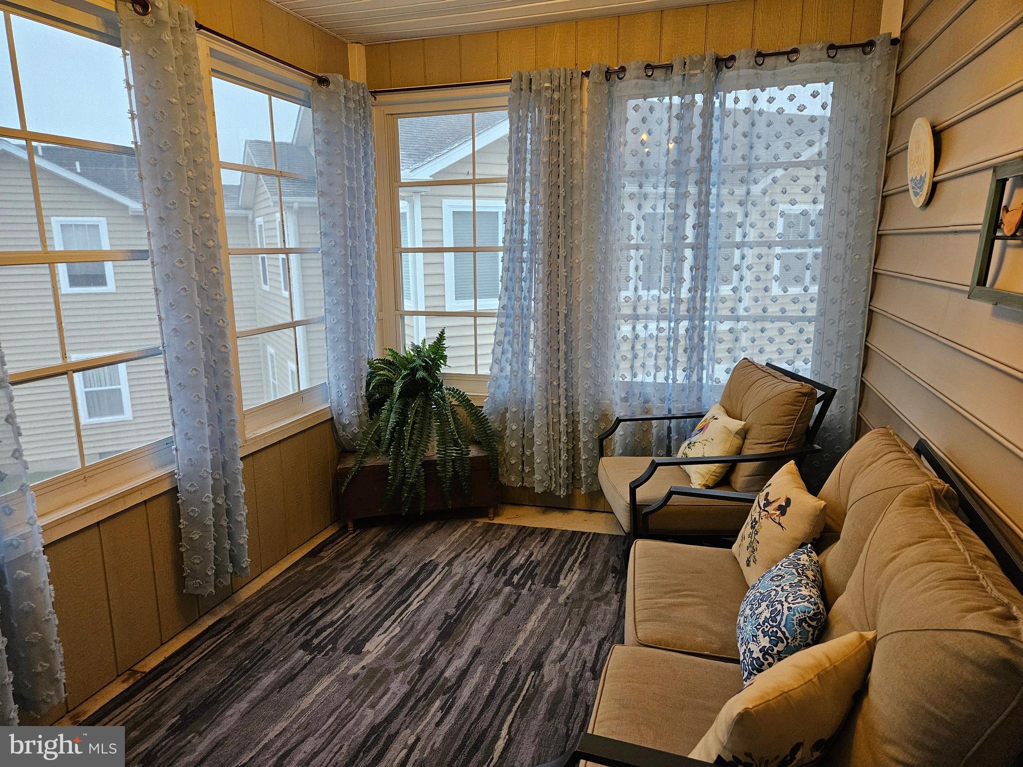 HEARTHSTONE MANOR - Residential