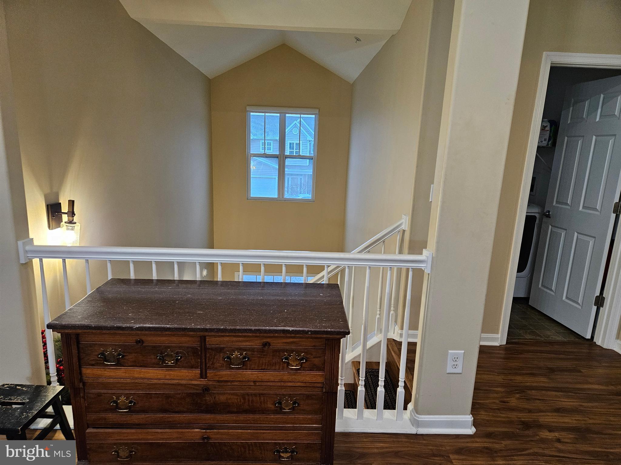 HEARTHSTONE MANOR - Residential