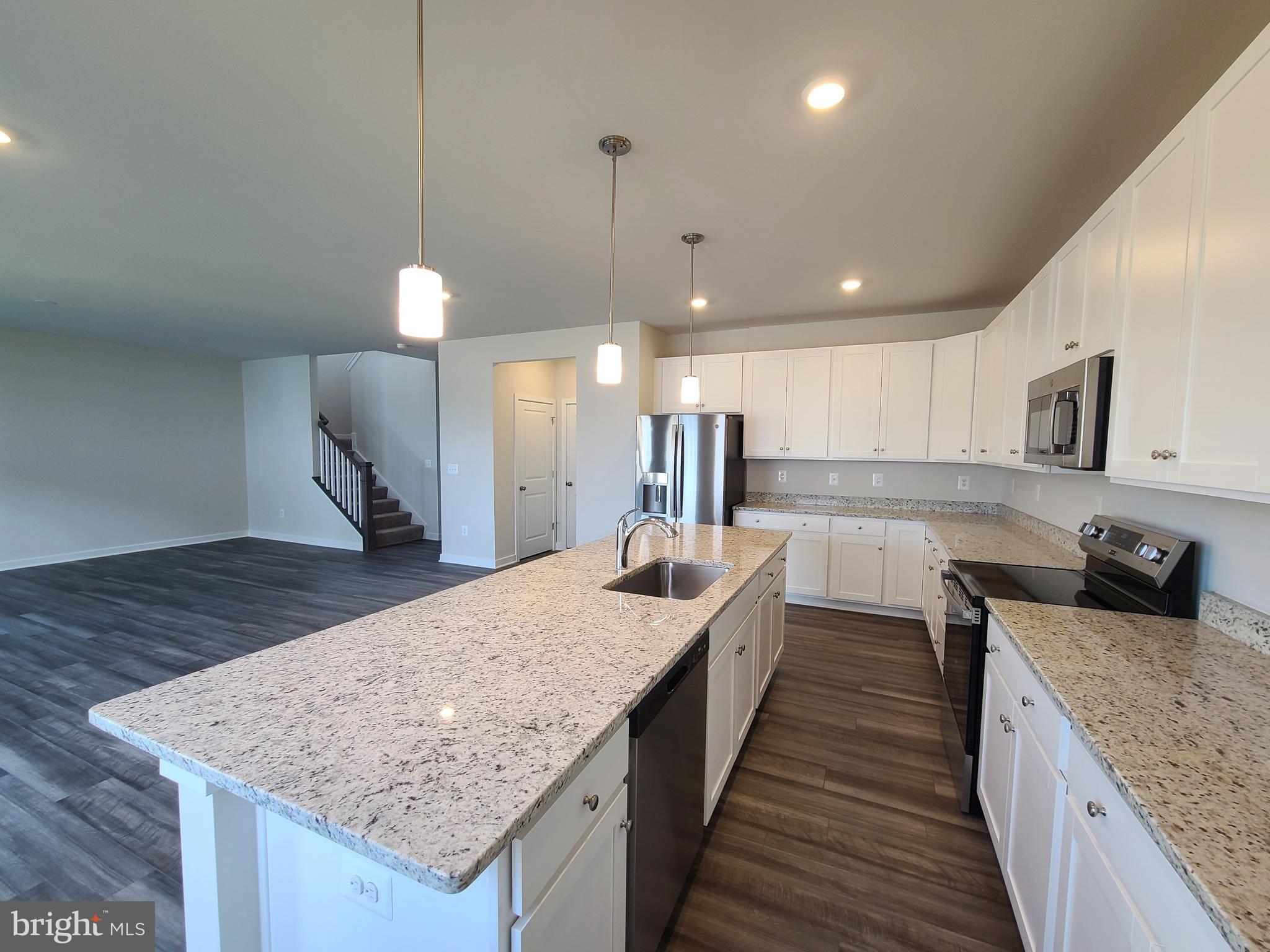 SHENANDOAH SPRINGS - Residential