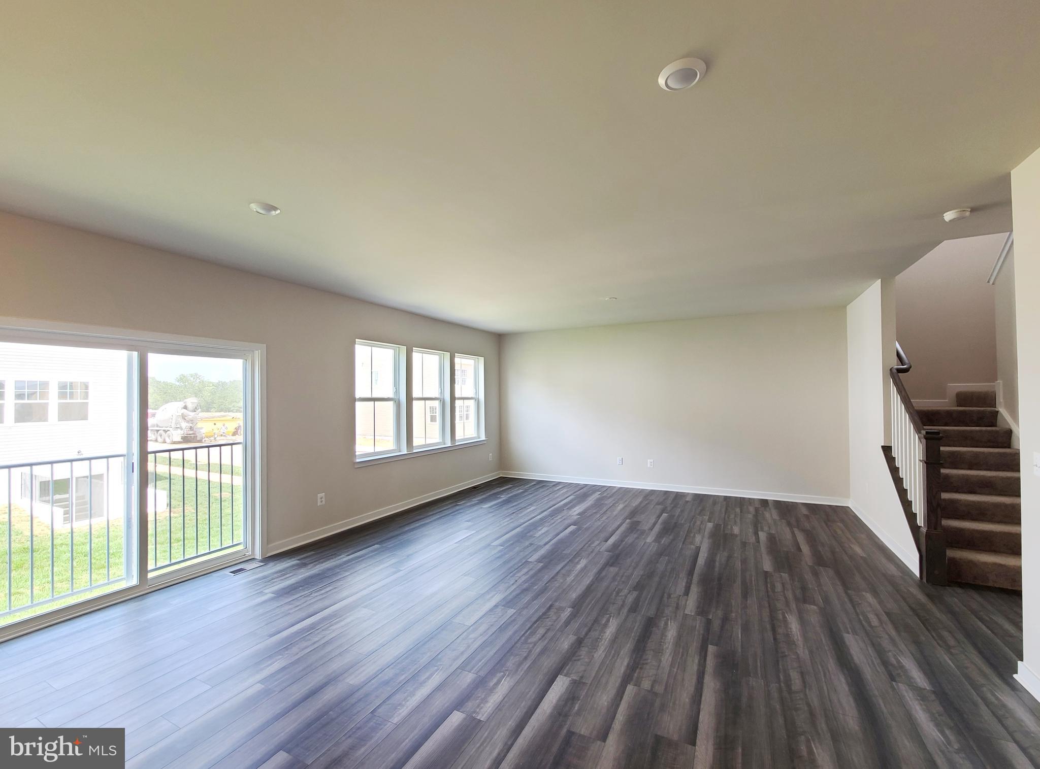 SHENANDOAH SPRINGS - Residential