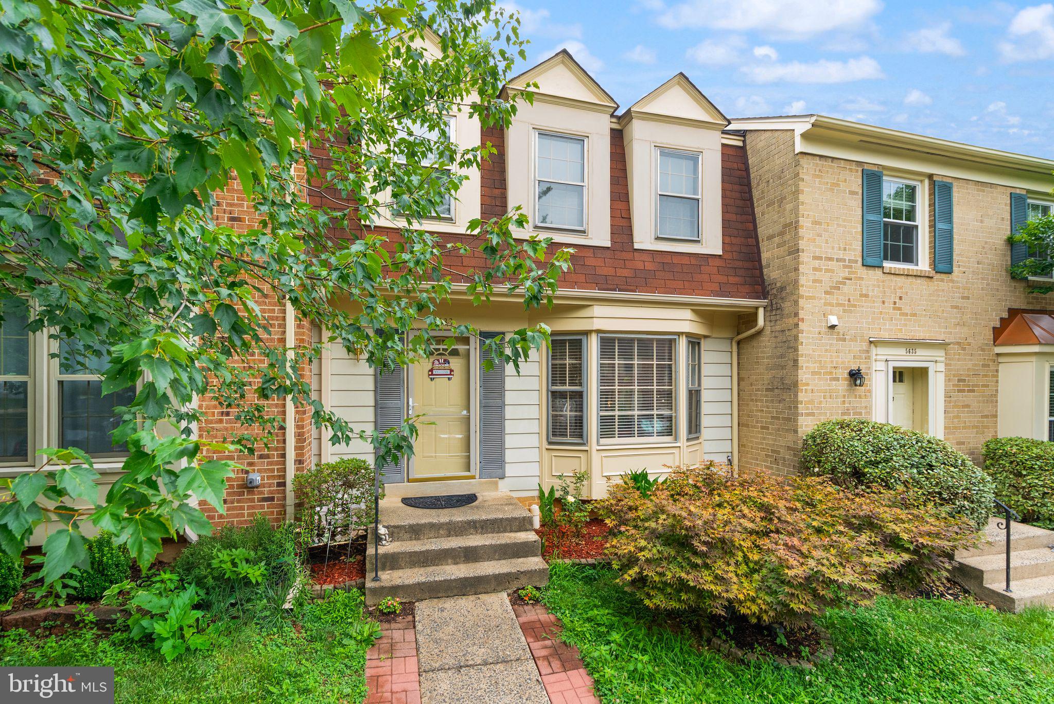5633 SUTHERLAND COURT