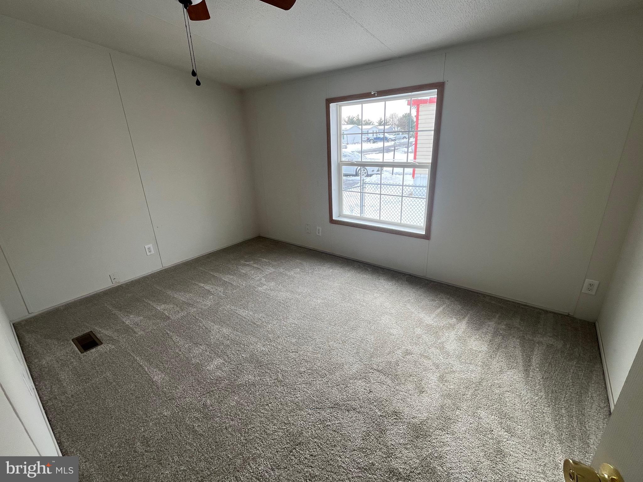 ROYAL CREST ESTATES - Residential