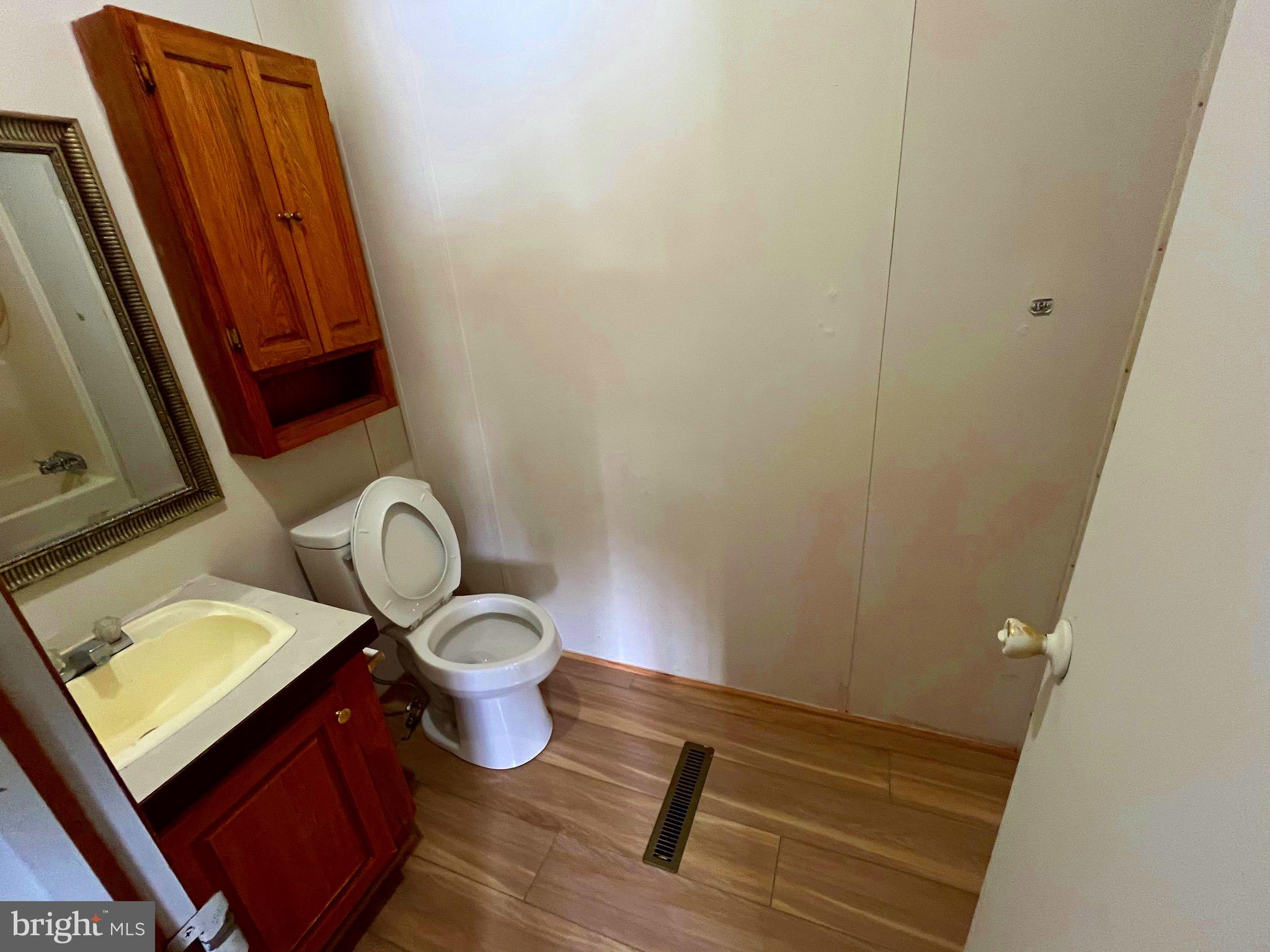 ROYAL CREST ESTATES - Residential