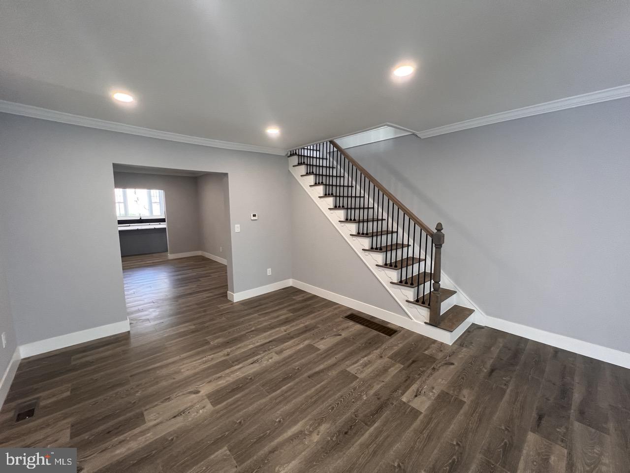 WEST OAK LANE - Residential