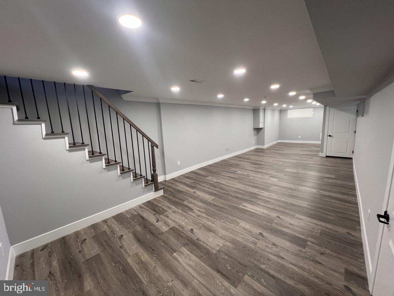 WEST OAK LANE - Residential