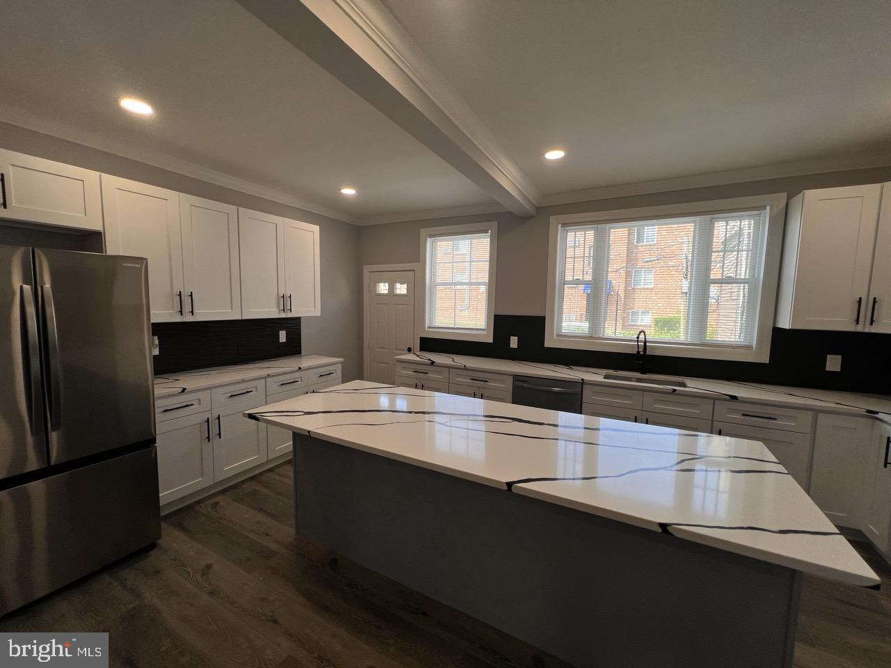 WEST OAK LANE - Residential