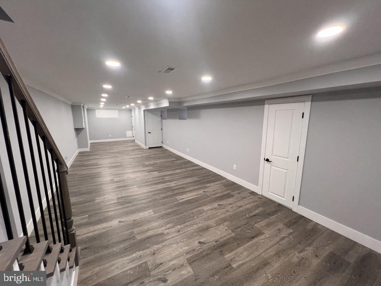 WEST OAK LANE - Residential