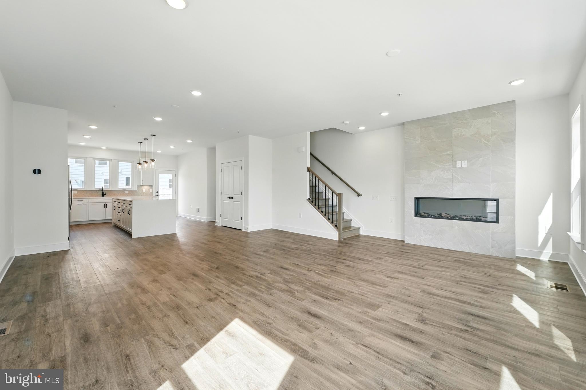 BELMONT OVERLOOK - Residential