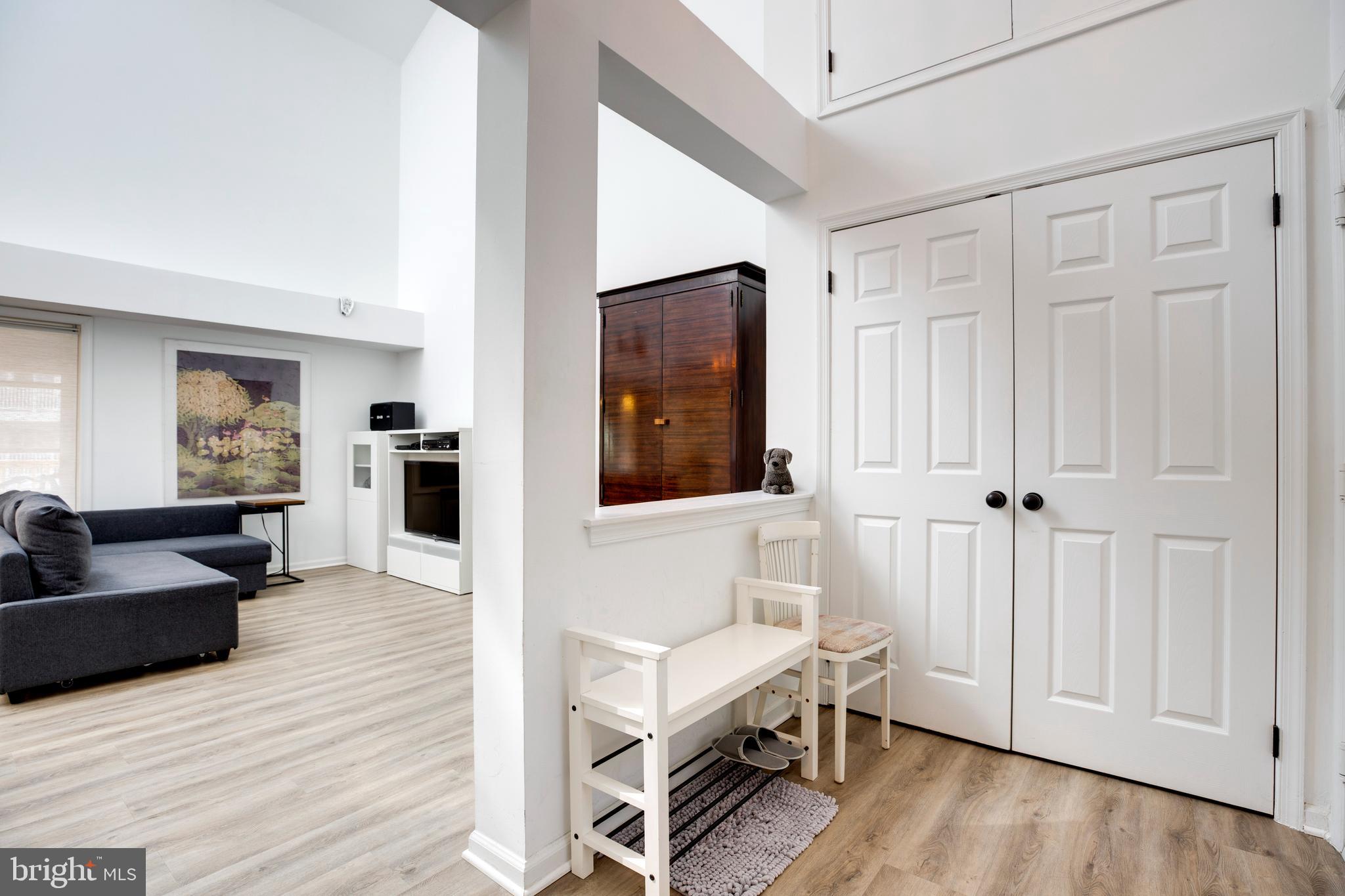 3307 LAKESIDE VIEW DRIVE 2-4