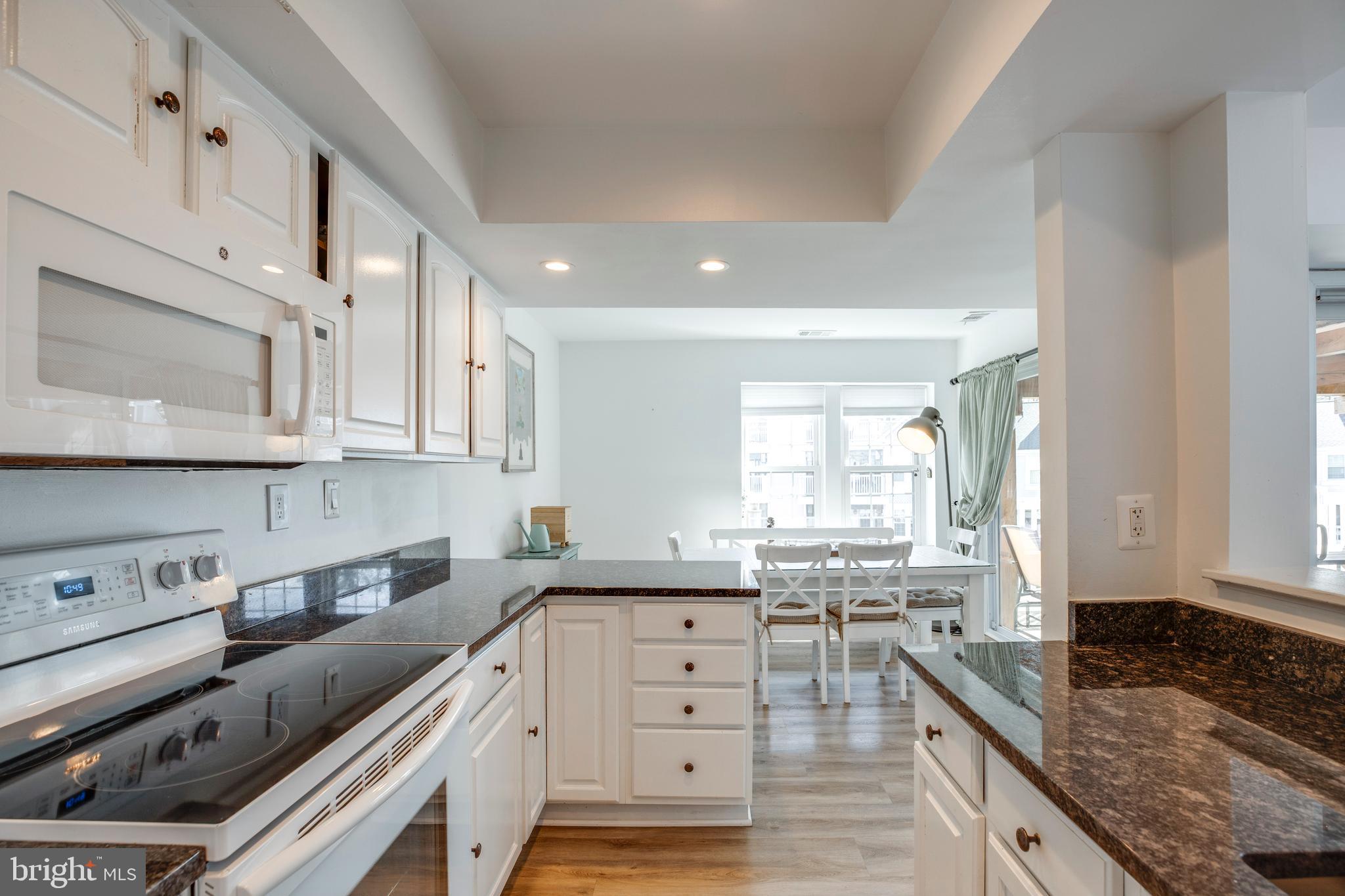 WATERS EDGE - Residential