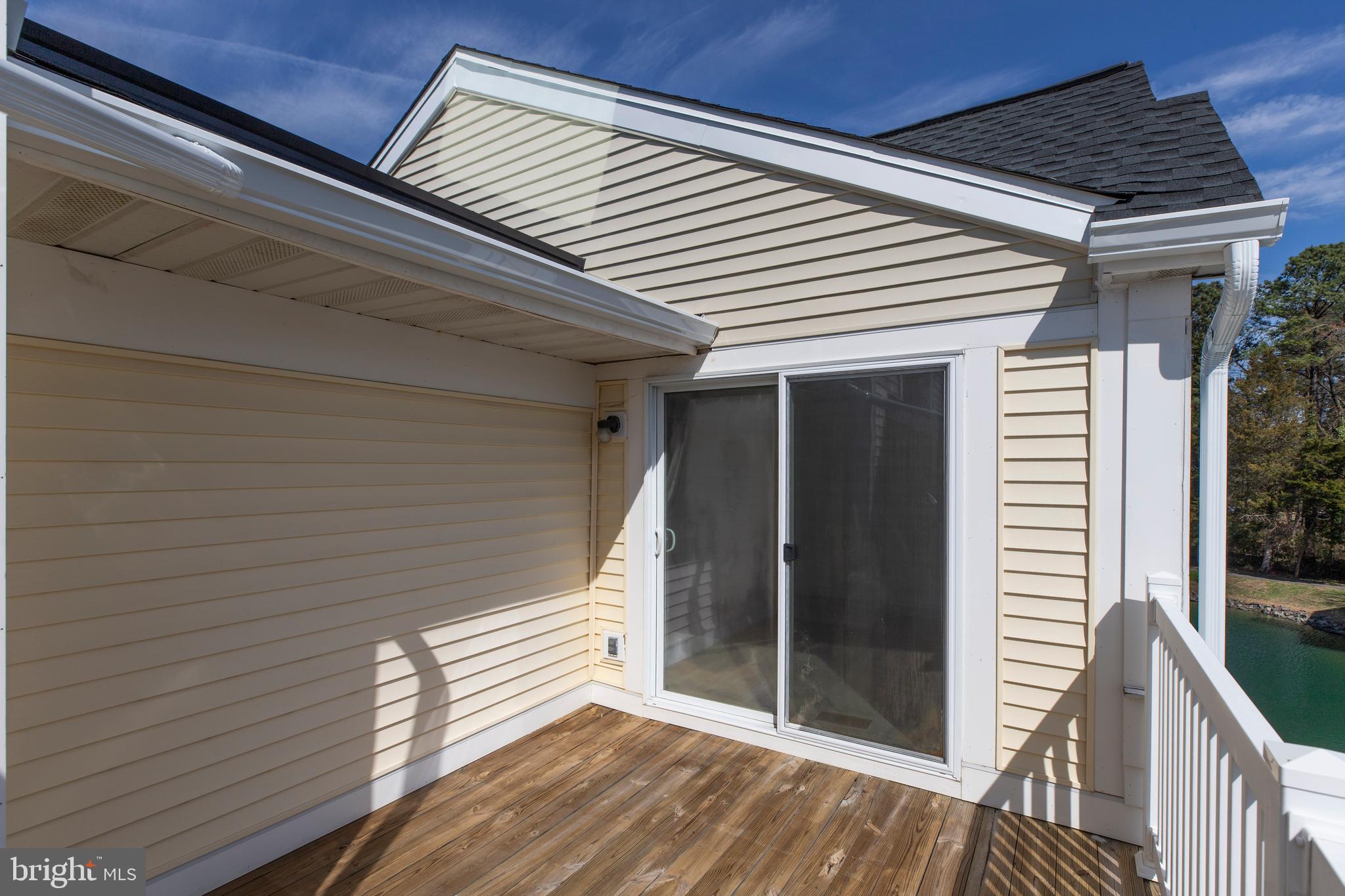 WATERS EDGE - Residential