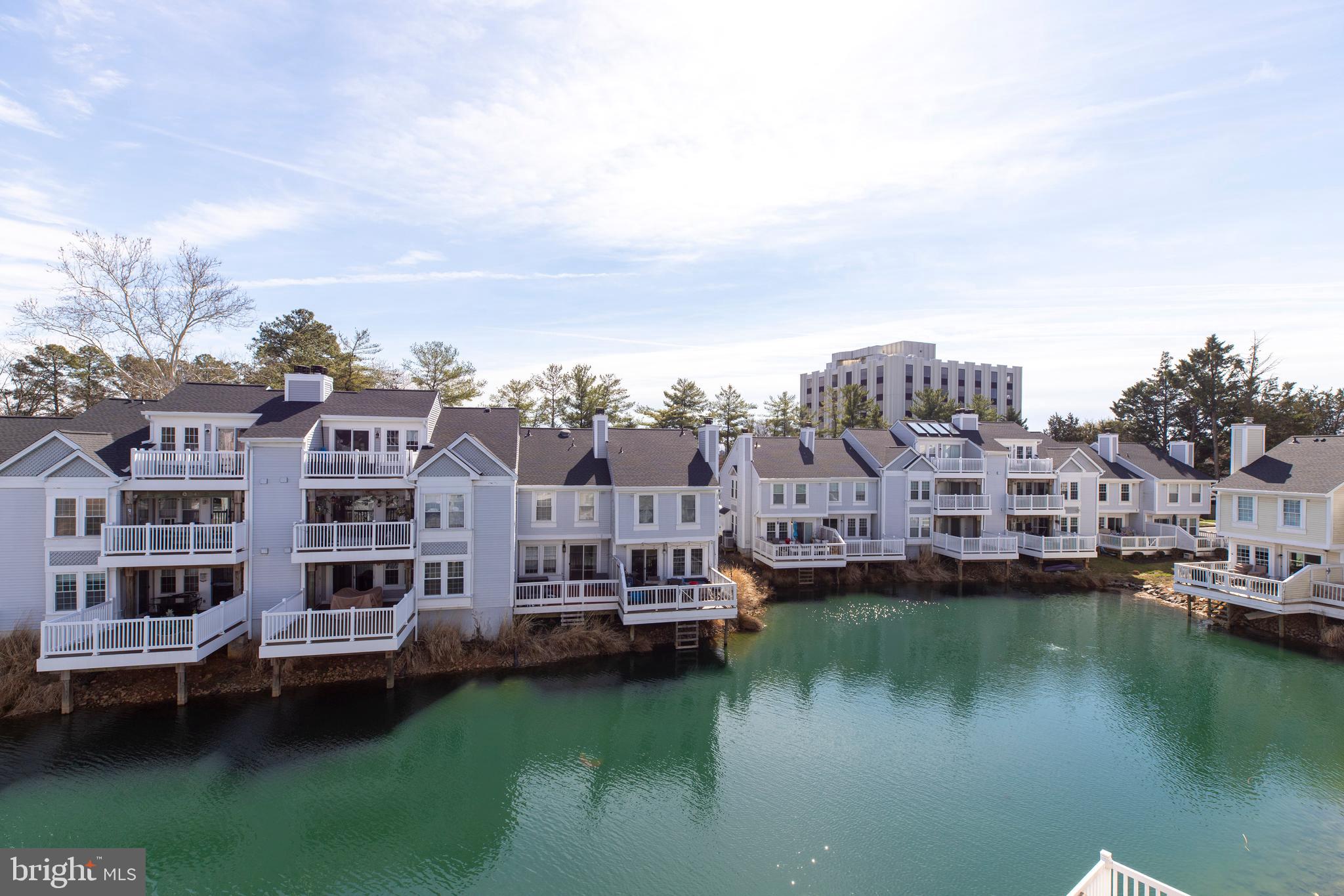 WATERS EDGE - Residential