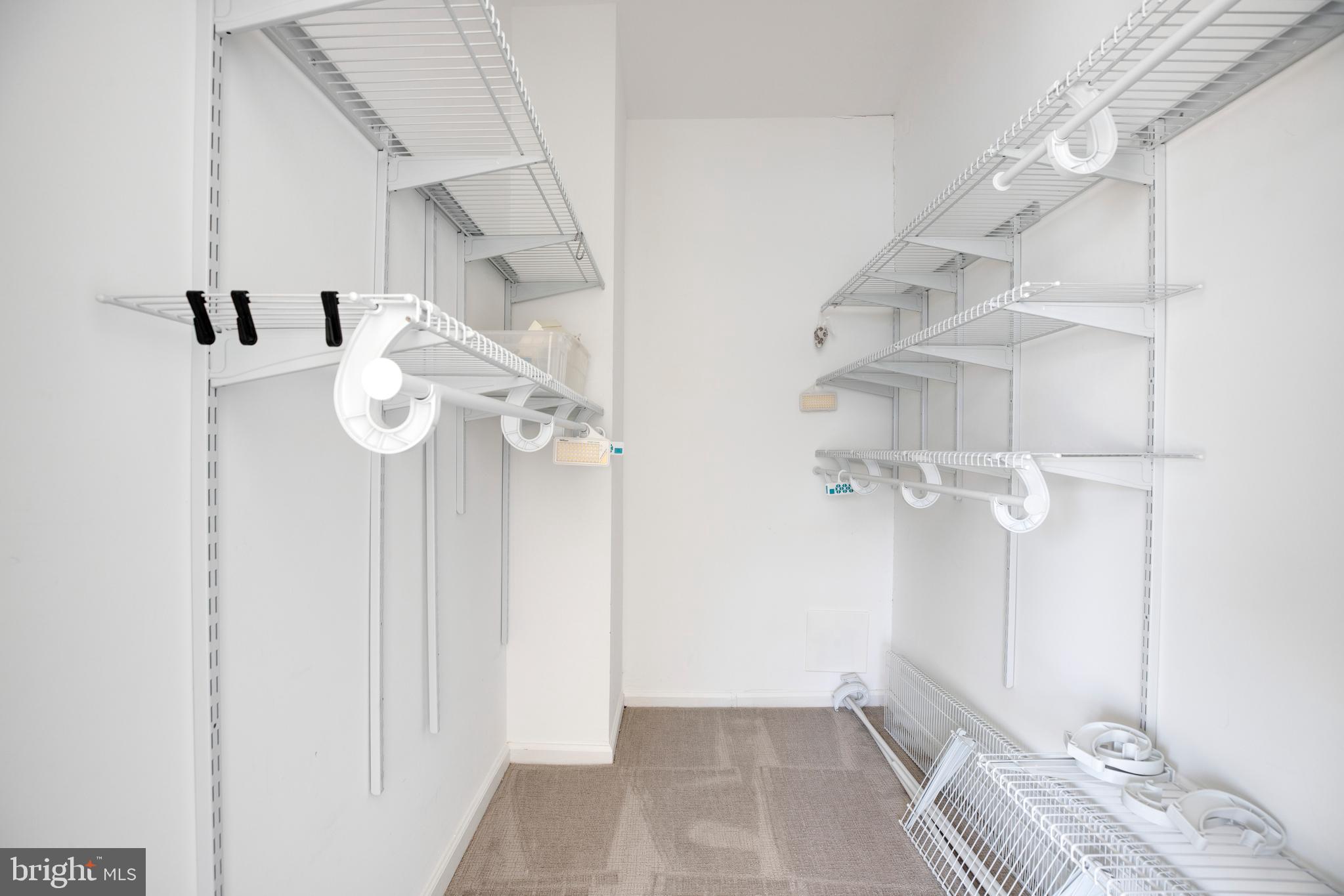 WATERS EDGE - Residential