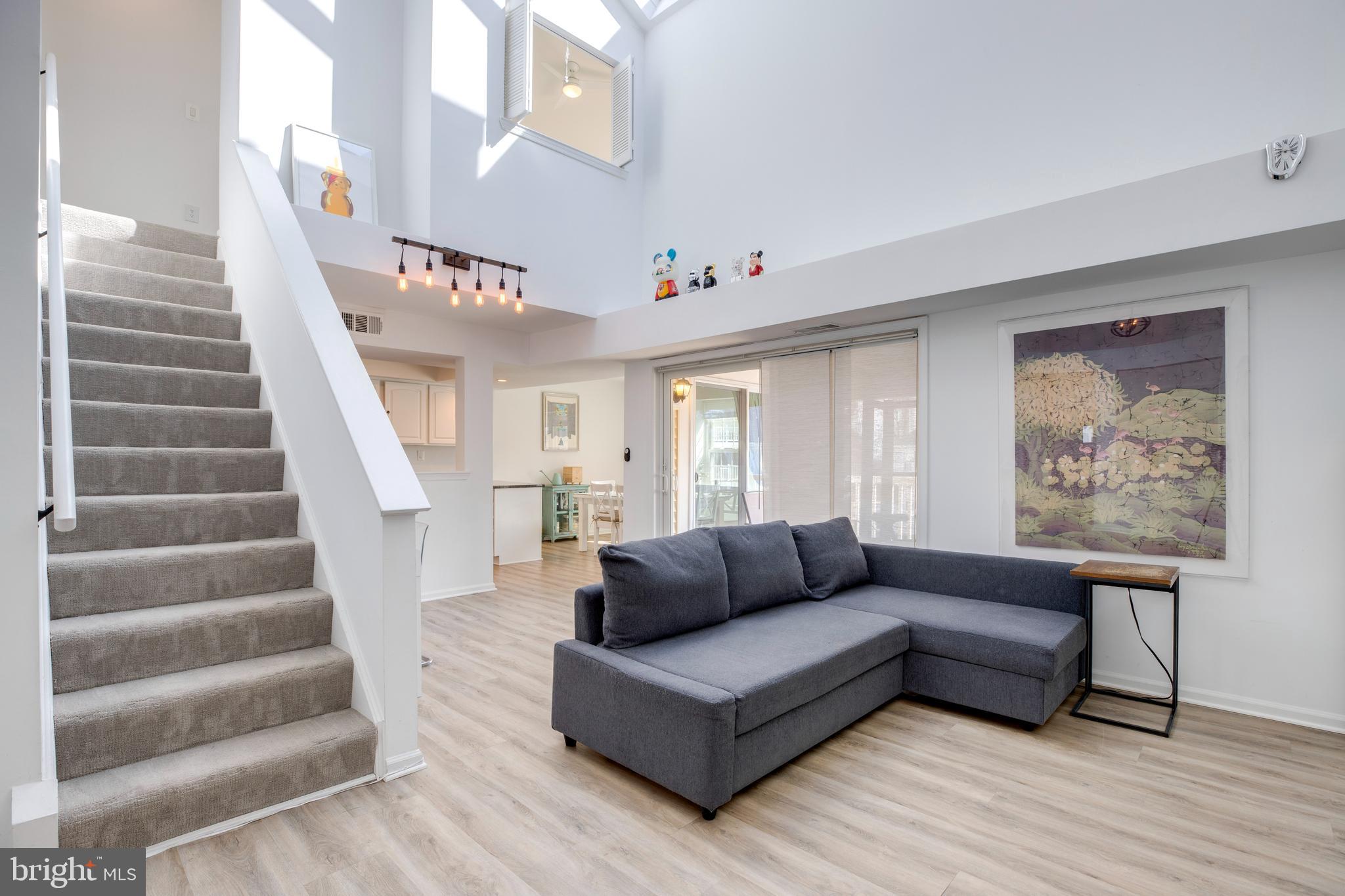 WATERS EDGE - Residential