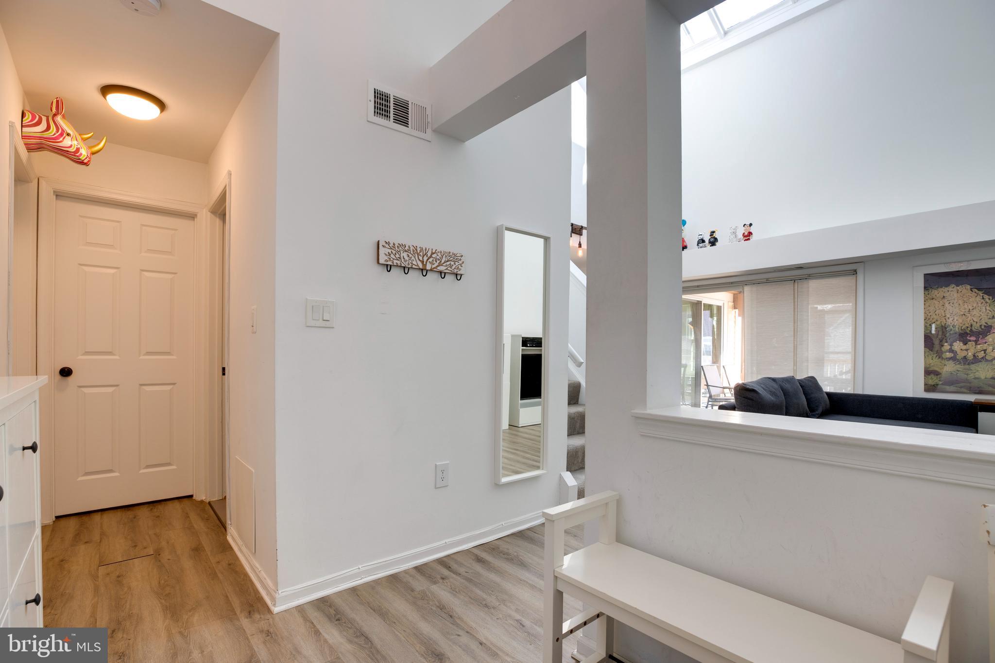 3307 LAKESIDE VIEW DRIVE 2-4