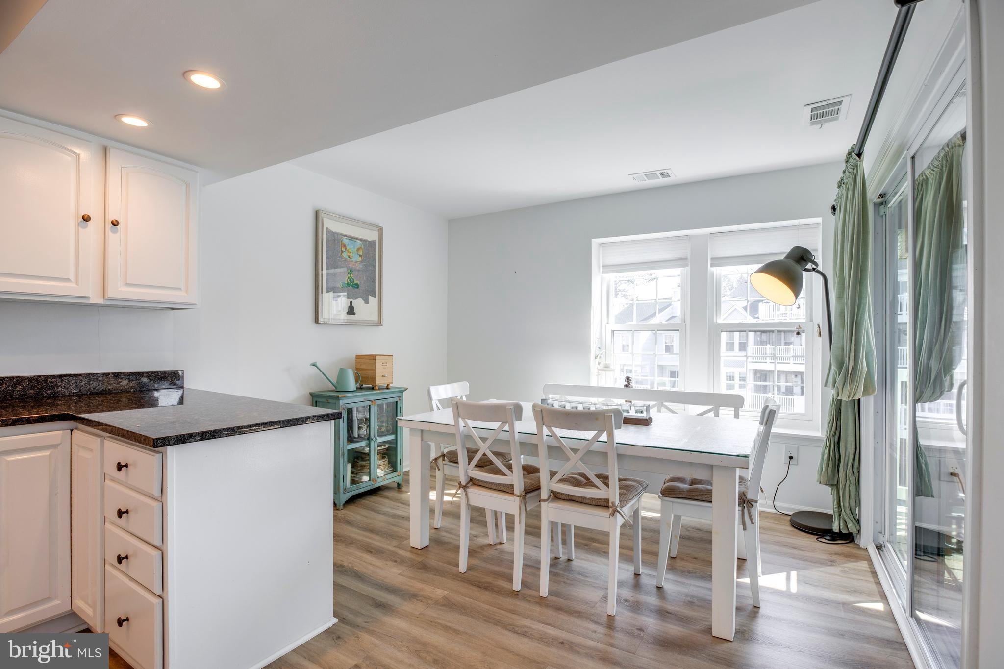 WATERS EDGE - Residential