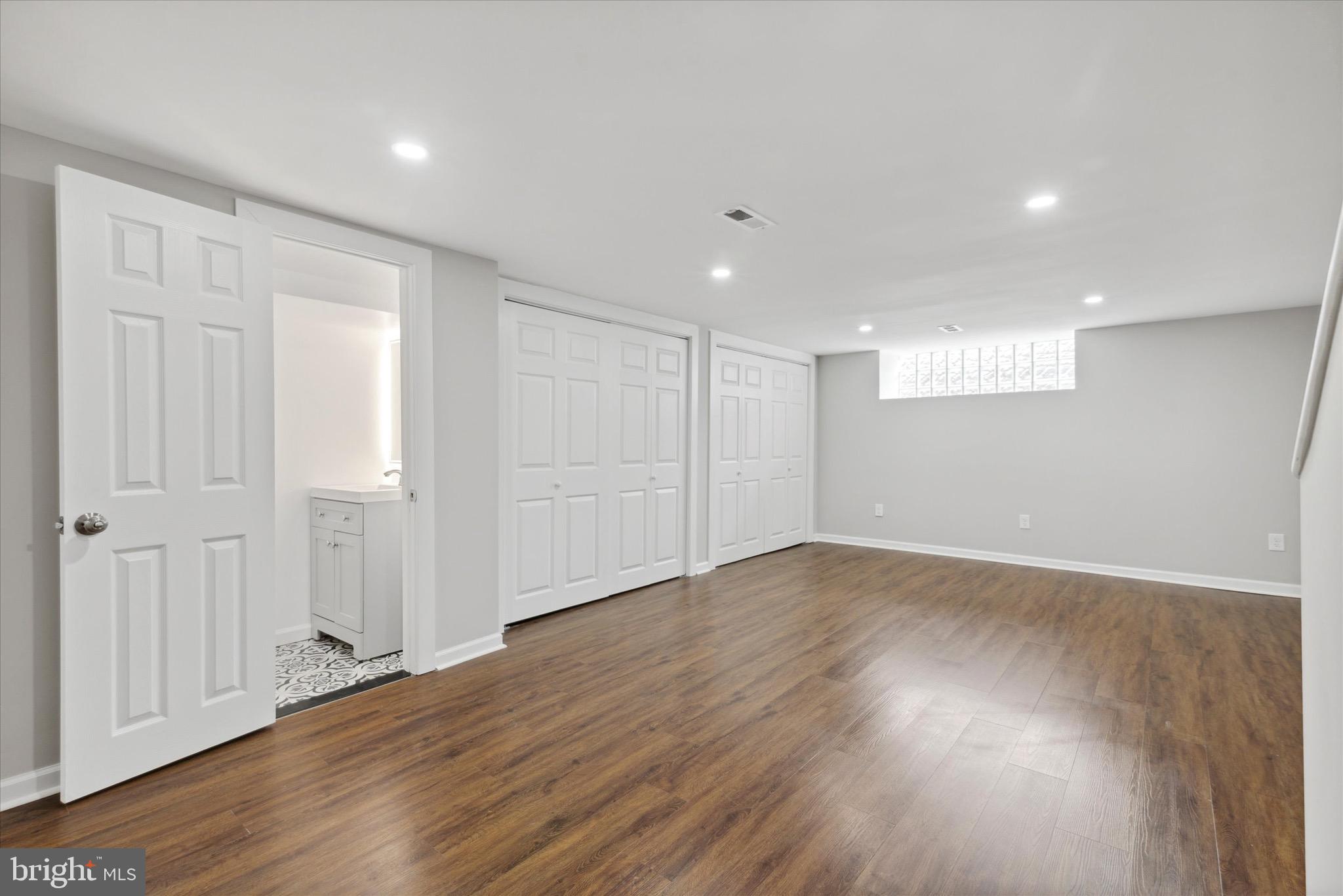 CEDARBROOK - Residential