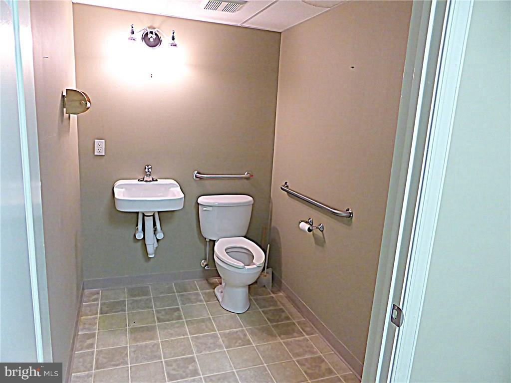 CARPENTERS CROSSING - Commercial Sale