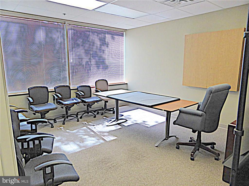 CARPENTERS CROSSING - Commercial Sale