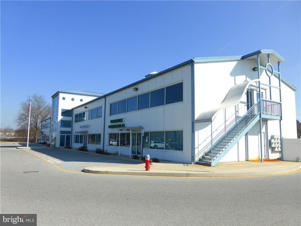 CARPENTERS CROSSING - Commercial Sale