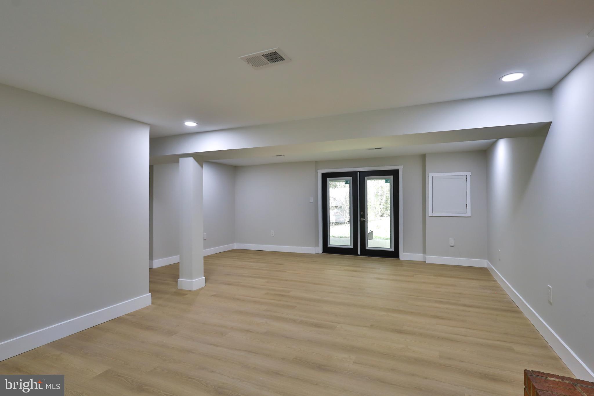 HELEN ESTATES - Residential