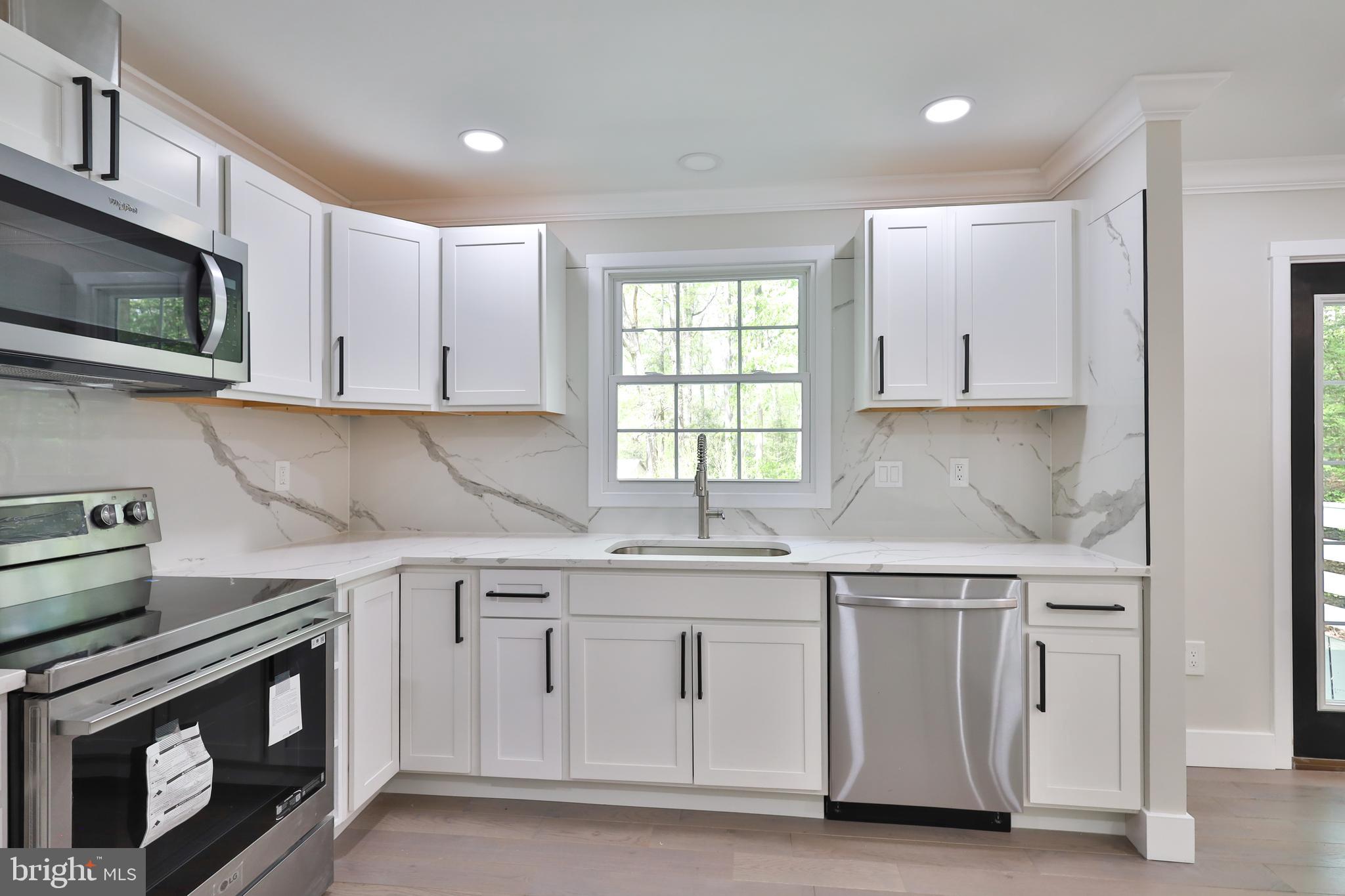 HELEN ESTATES - Residential