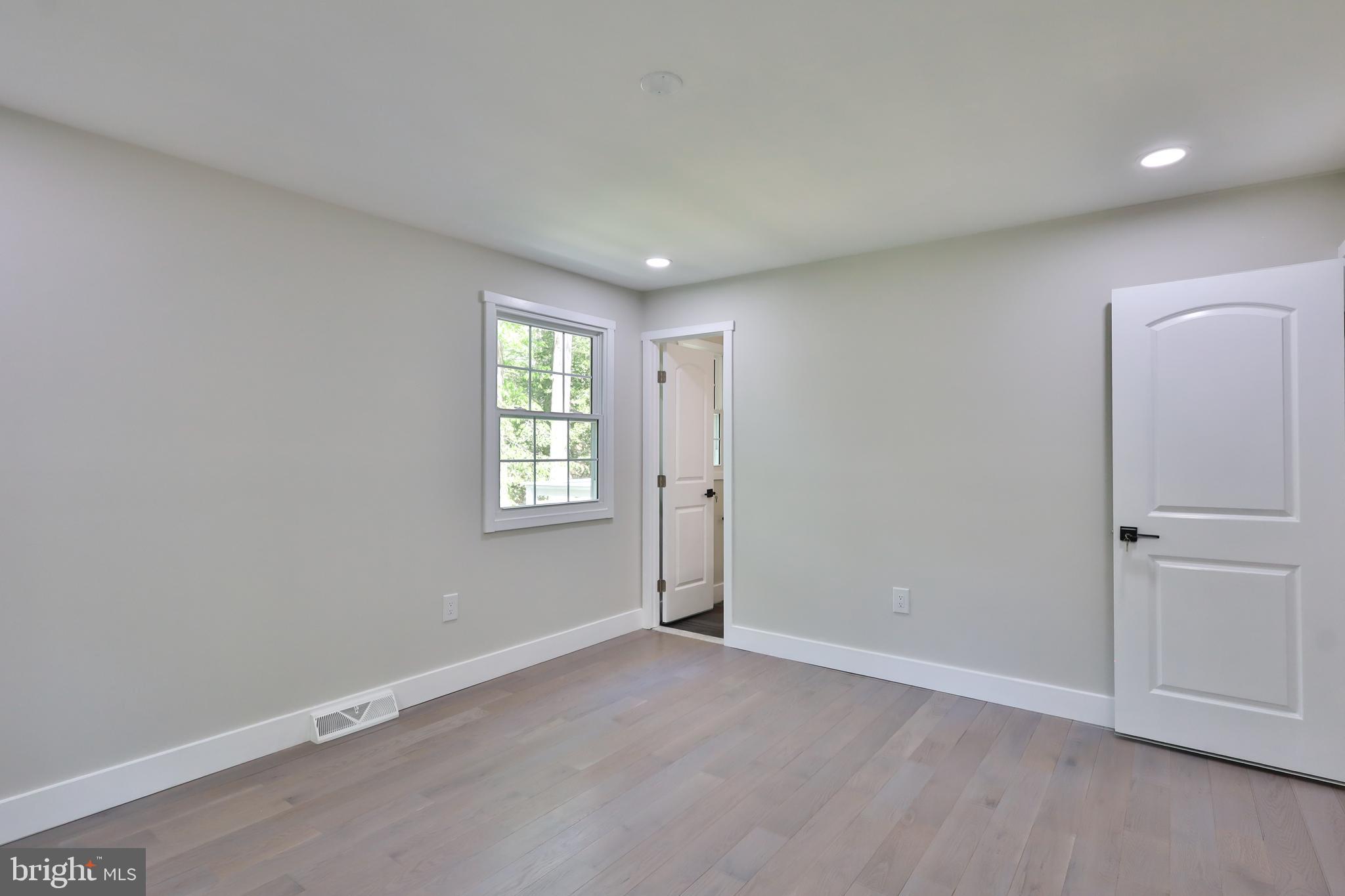 HELEN ESTATES - Residential