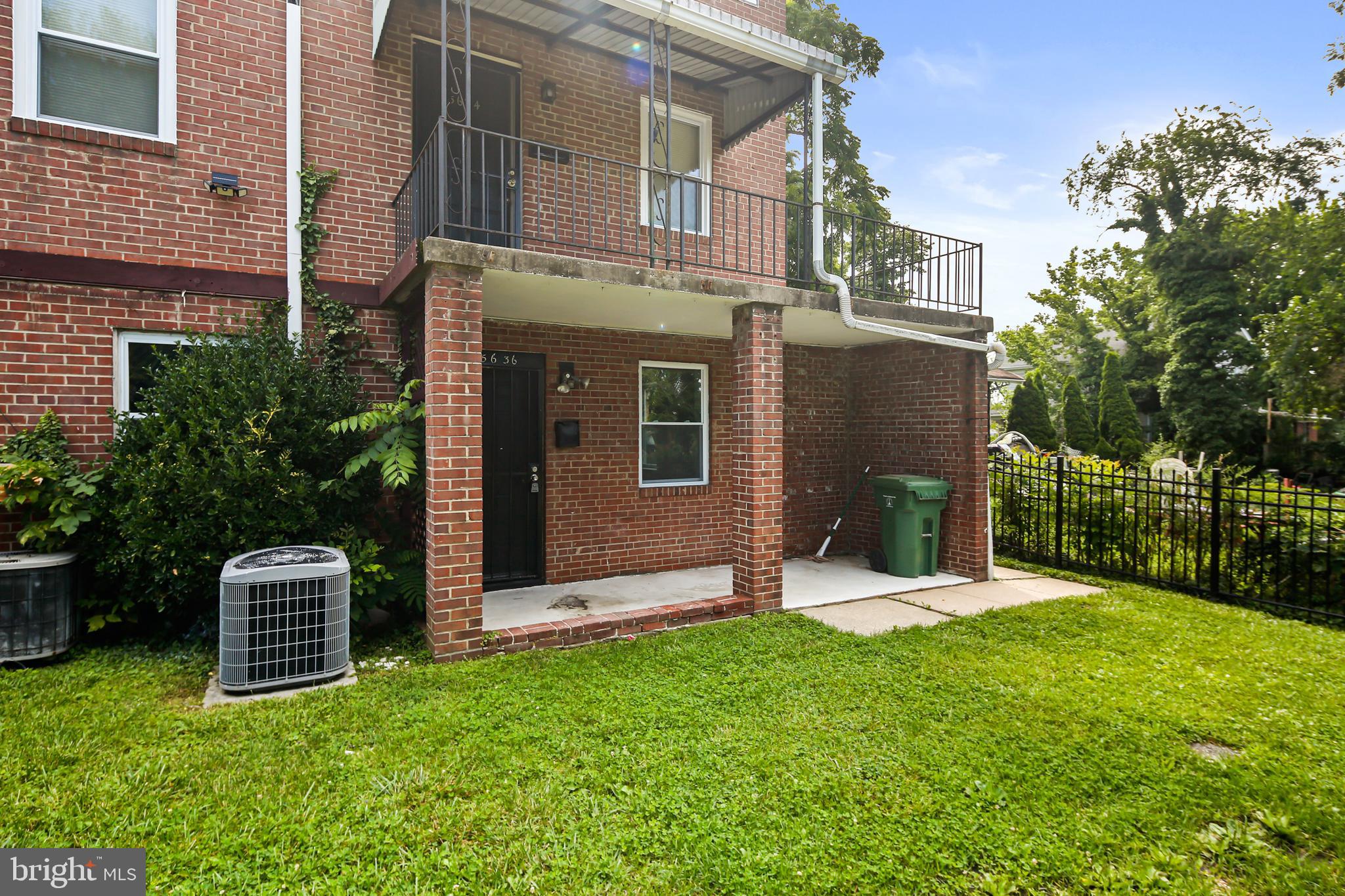 WOODBOURNE HEIGHTS - Residential Lease