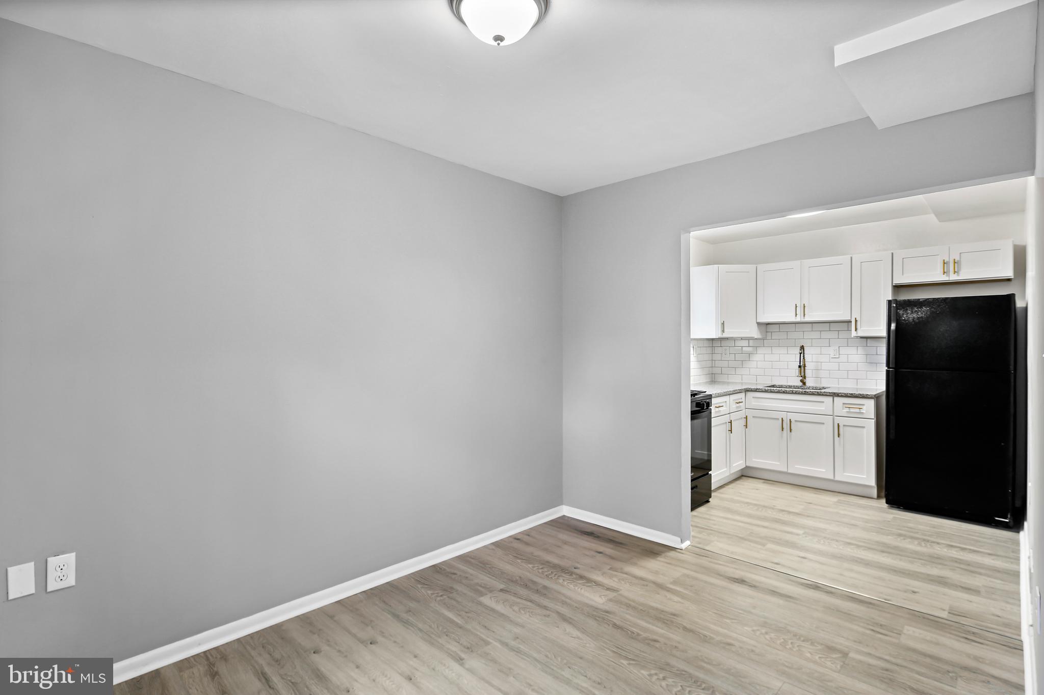 WOODBOURNE HEIGHTS - Residential Lease