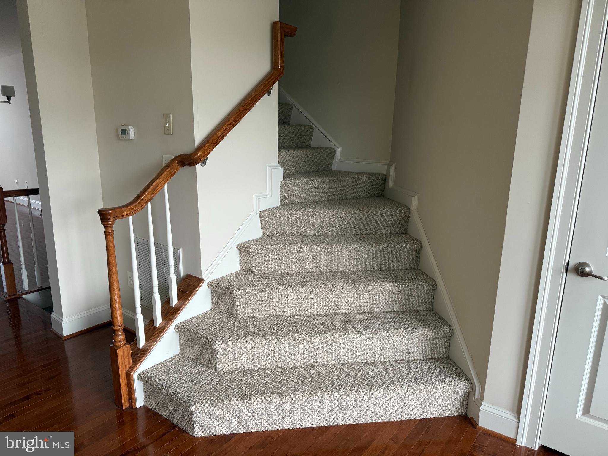 VILLAGES OF URBANA - Residential Lease