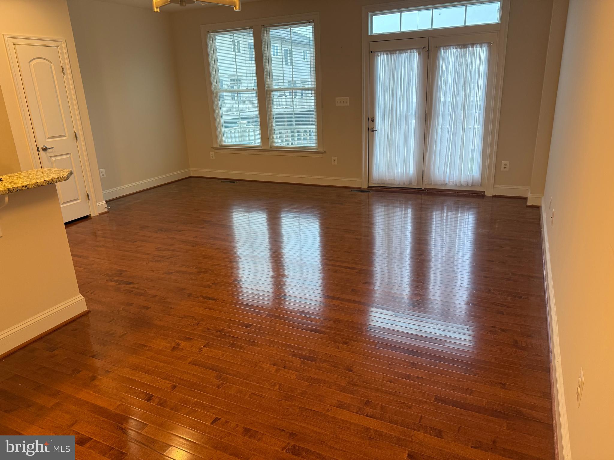 VILLAGES OF URBANA - Residential Lease