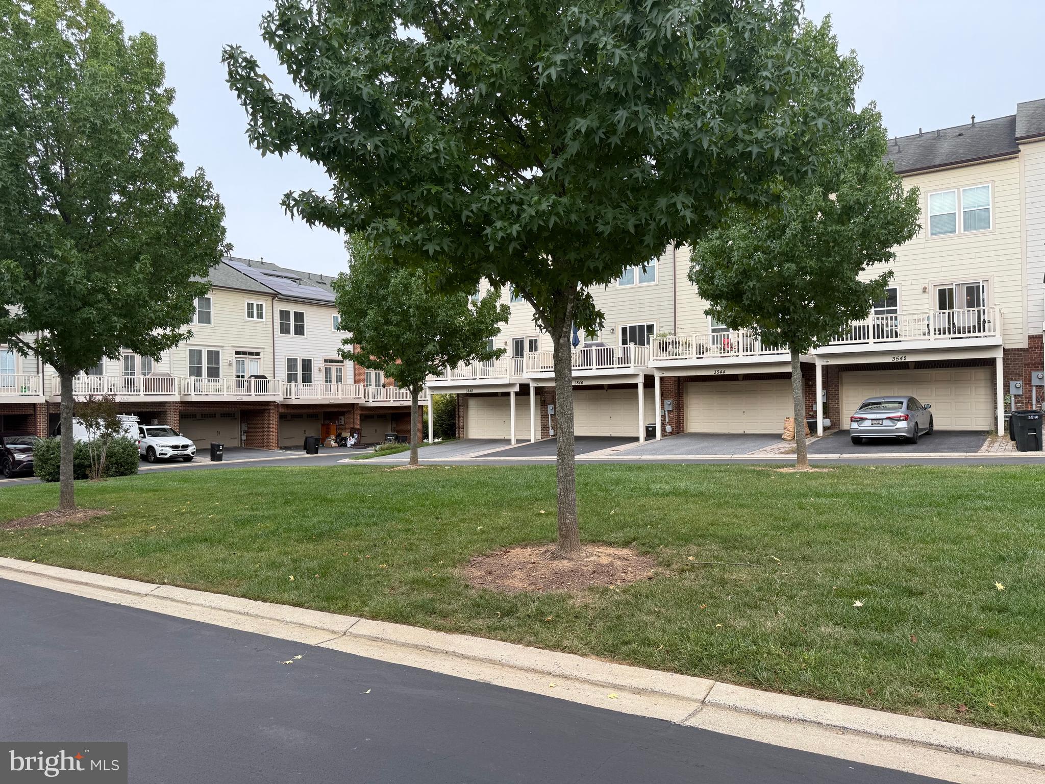 VILLAGES OF URBANA - Residential Lease