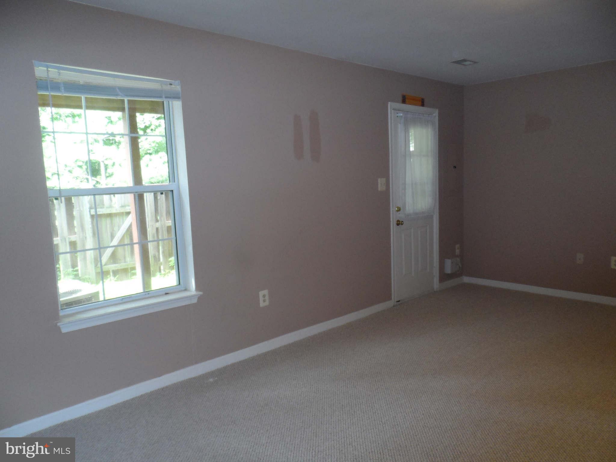 MCNAIR FARMS LANDBAY - Residential