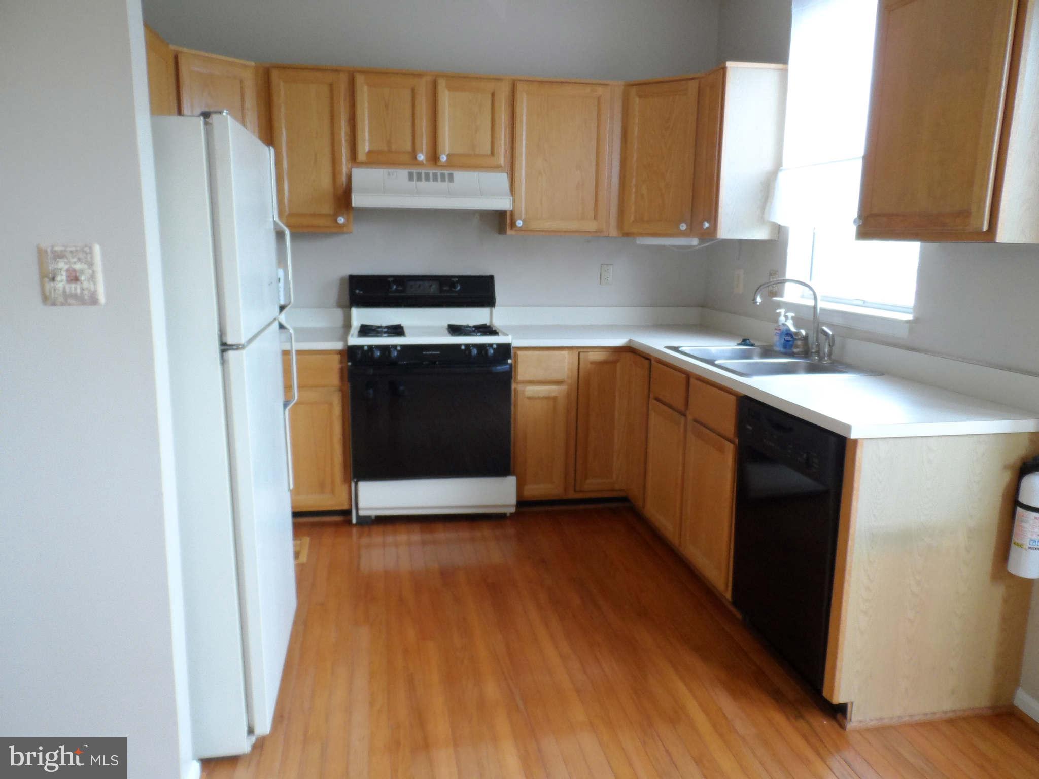 MCNAIR FARMS LANDBAY - Residential