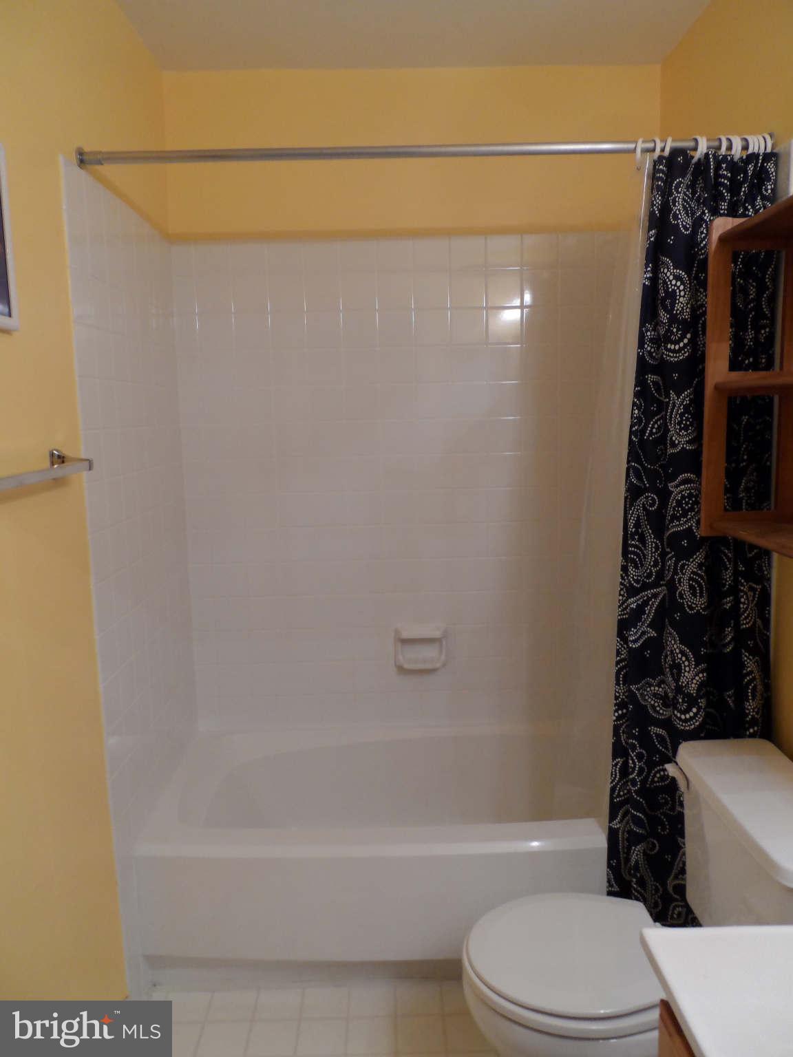 MCNAIR FARMS LANDBAY - Residential