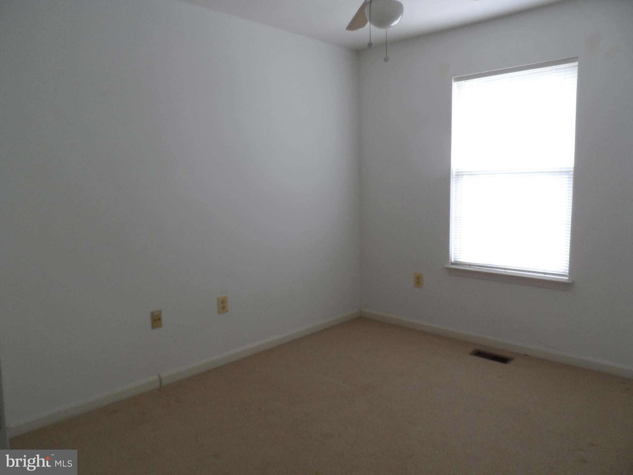 MCNAIR FARMS LANDBAY - Residential