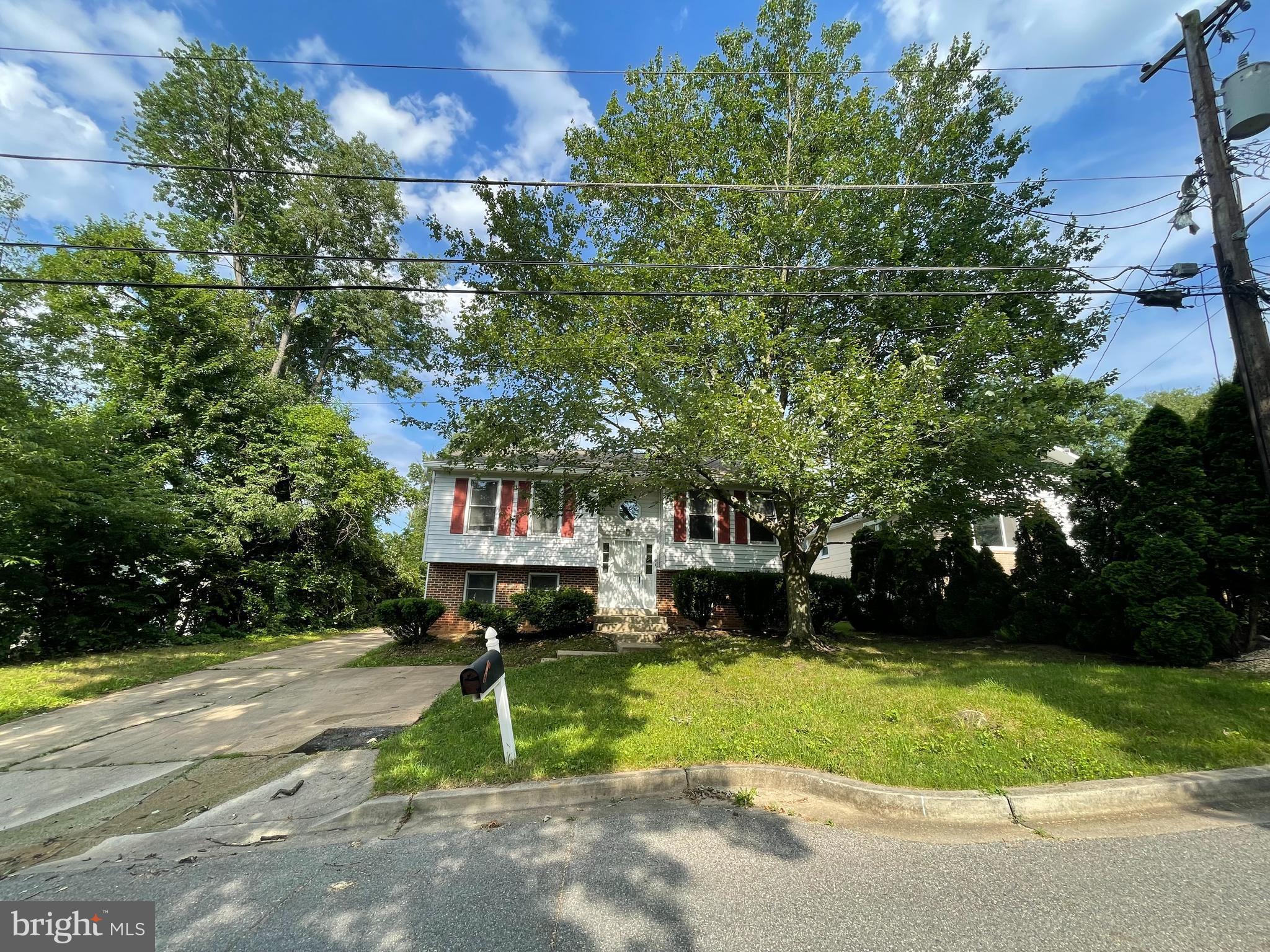 CRYSTAL SPRINGS - Residential