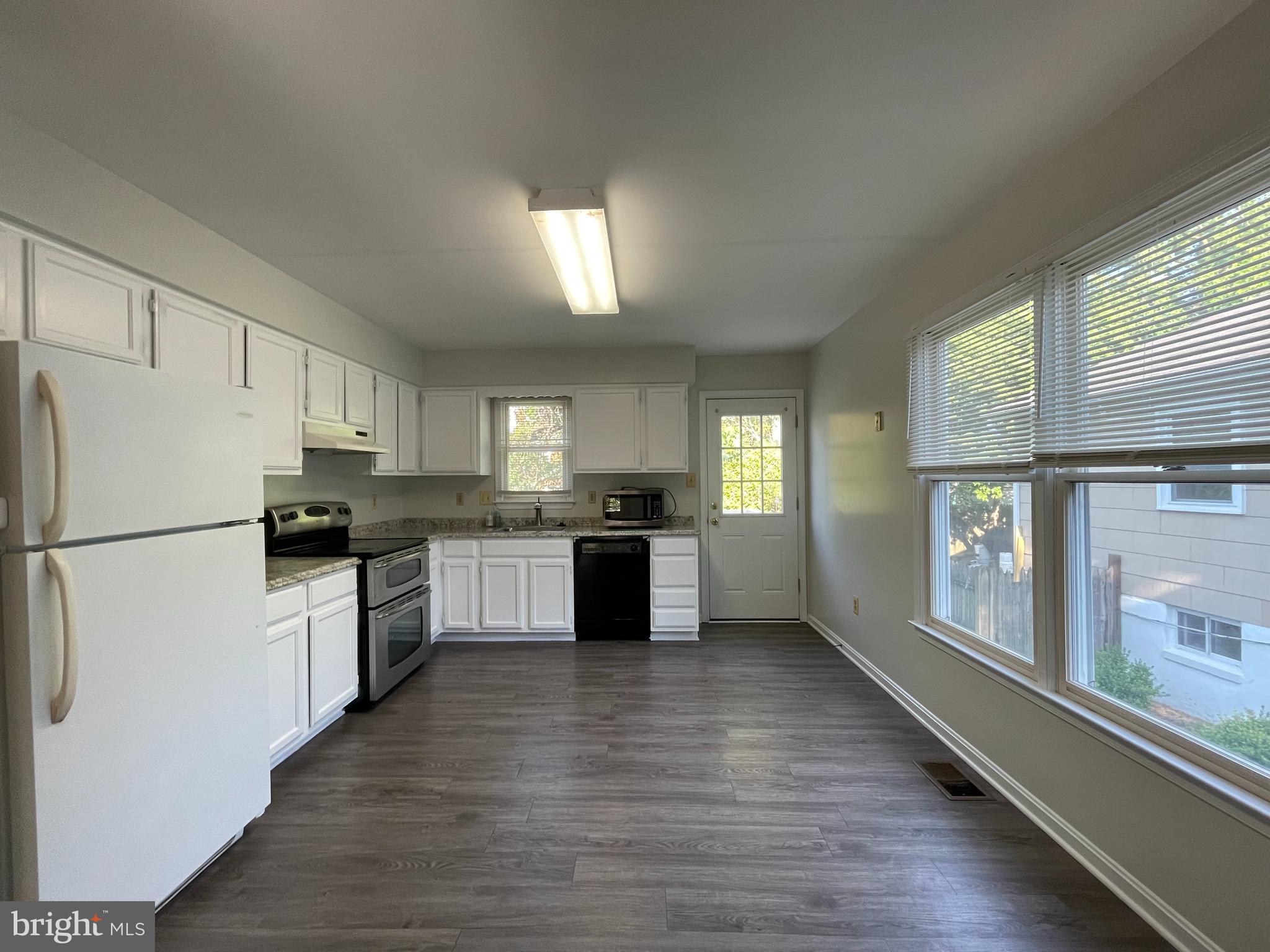 CRYSTAL SPRINGS - Residential