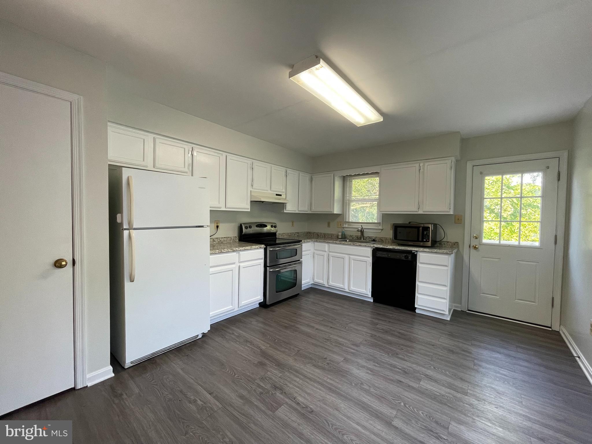 CRYSTAL SPRINGS - Residential