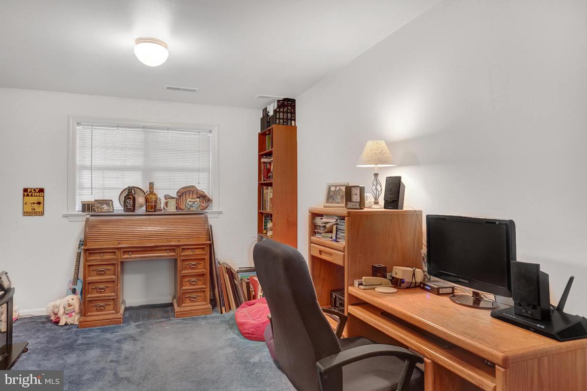 HAMPTON CHASE - Residential