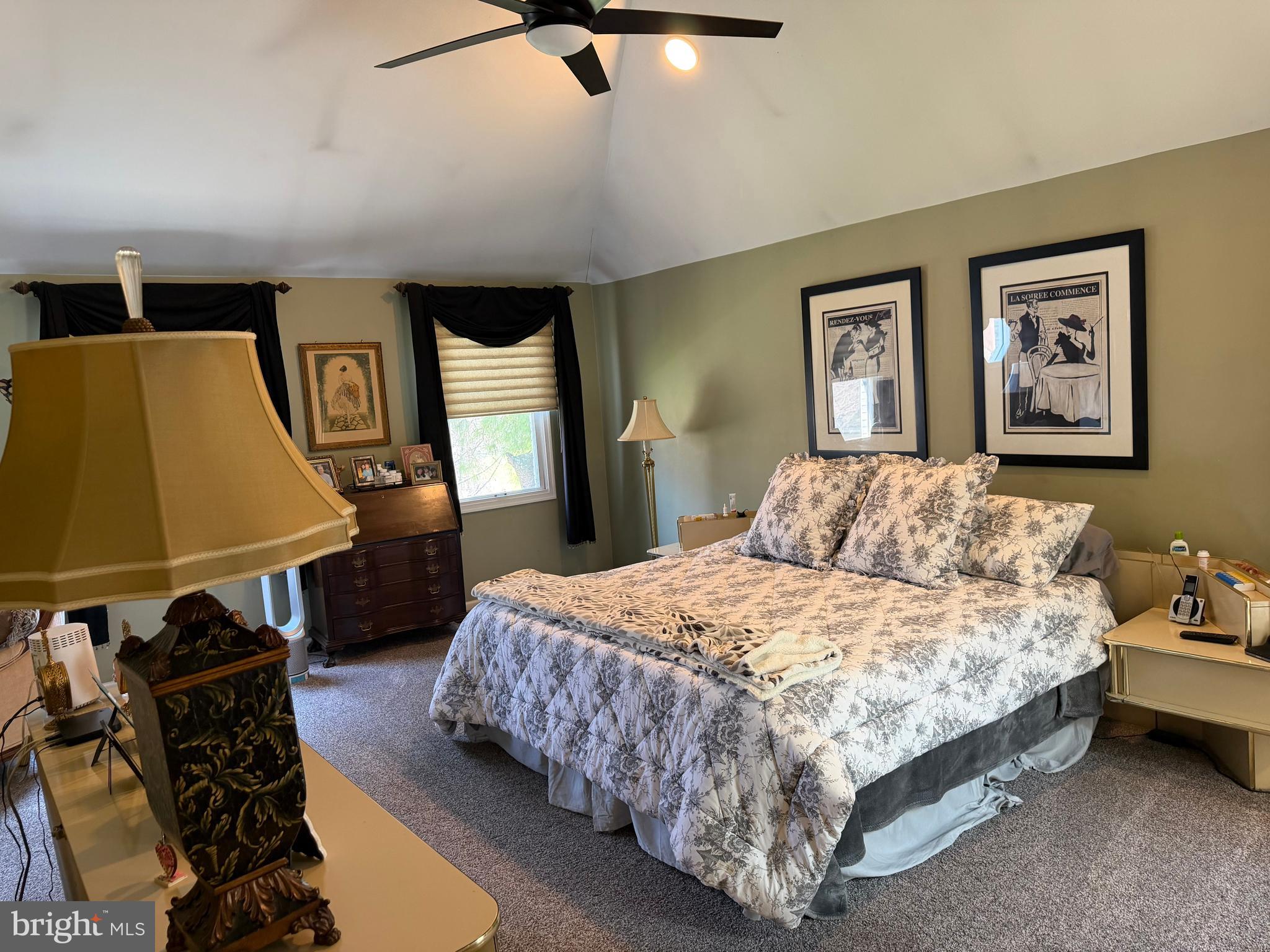 LONGFIELD WOODS - Residential